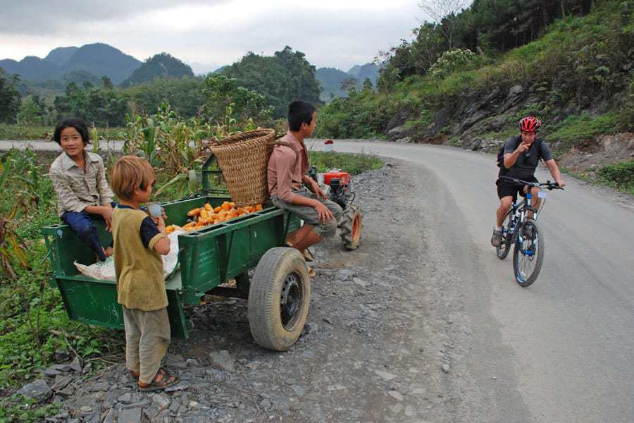 Top Mountain Biking Trips from Bac Ha to Sapa 8 Days